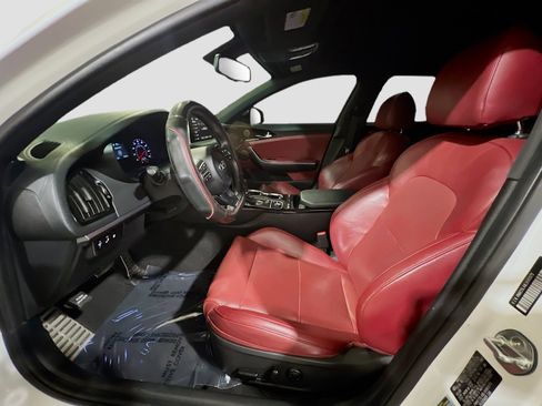 Used 2020 Kia Stinger GT-Line w/ Sun & Sound Package RWD image 15