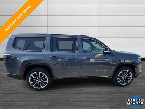 Certified 2024 Jeep Wagoneer Series III w/ Premium Group I AWD/4WD image 3