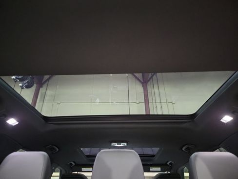 New 2026 Land Rover Discovery Dynamic SE AWD/4WD image 28