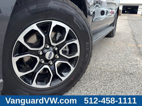 Used 2024 Ford Expedition Max XLT AWD/4WD image 4