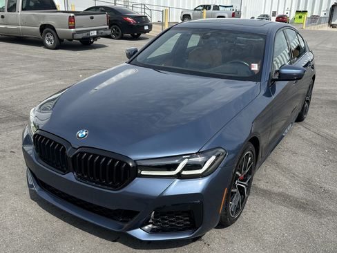 Used 2023 BMW 540i xDrive w/ M Sport Package AWD/4WD image 5