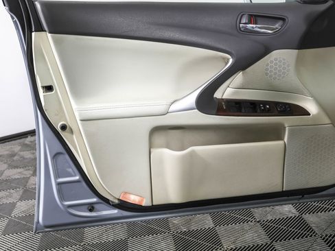 Used 2012 Lexus IS 250 AWD w/ Premium Pkg Value Edition image 33