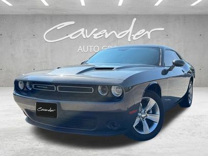 Used 2022 Dodge Challenger SXT