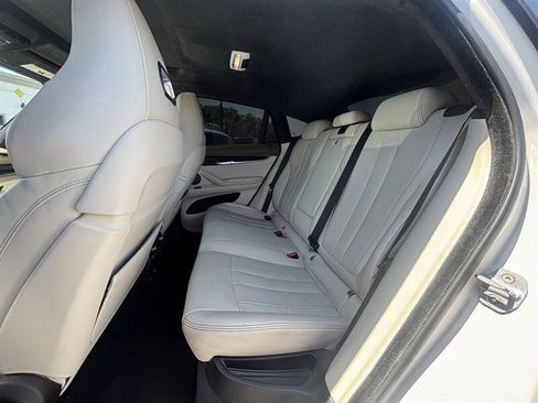 Used 2018 BMW X6 M AWD/4WD image 17