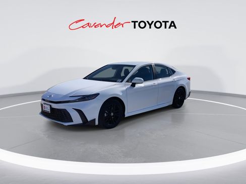 Certified 2026 Toyota Camry SE image 4