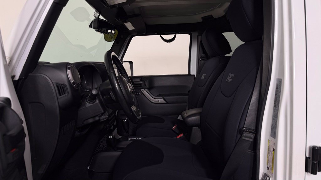 Used 2017 Jeep Wrangler Unlimited Sport w/ Quick Order Package 24S AWD/4WD image 16
