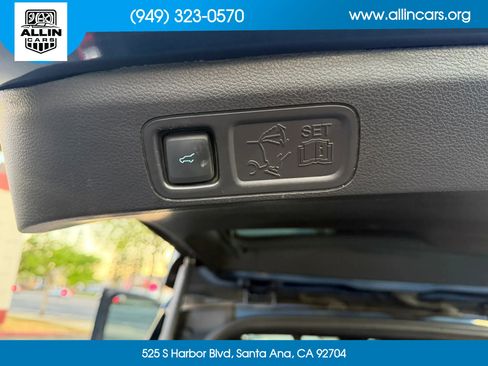 Used 2019 Ford Expedition Limited w/ Special Edition Package RWD image 22