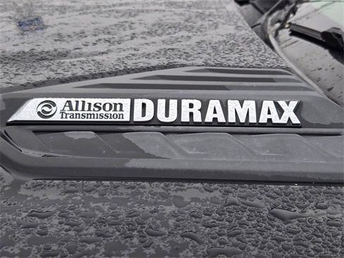 Used 2022 Chevrolet Silverado 2500 LTZ w/ LTZ Convenience Package image 9