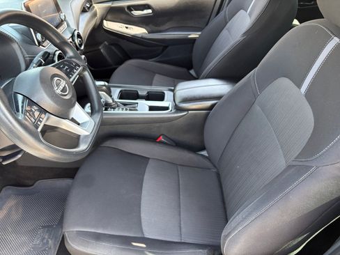 Used 2024 Nissan Sentra SV FWD image 14