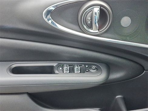 Used 2017 MINI Cooper Clubman ALL4 image 12
