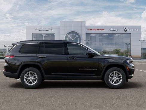 New 2025 Jeep Grand Cherokee L Laredo image 21