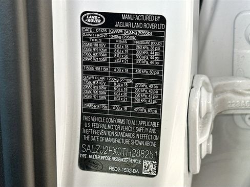 Used 2026 Land Rover Range Rover Evoque S image 35