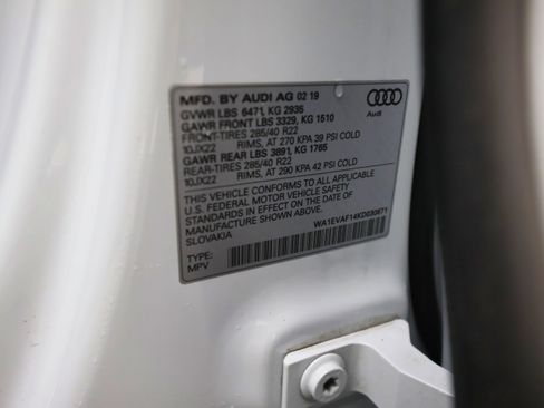 Used 2019 Audi Q8 Premium Plus w/ Premium Plus image 57