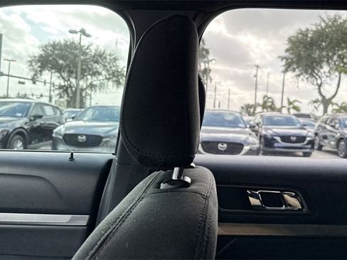 Used 2019 Ford Explorer XLT w/ Equipment Group 201A image 17