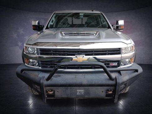 Used 2017 Chevrolet Silverado 2500 LTZ w/ Duramax Plus Package AWD/4WD image 8