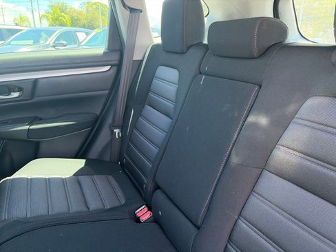 Used 2019 Honda CR-V LX image 9