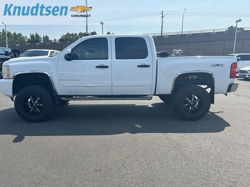Used 2007 Chevrolet Silverado 1500 LS AWD/4WD image 4