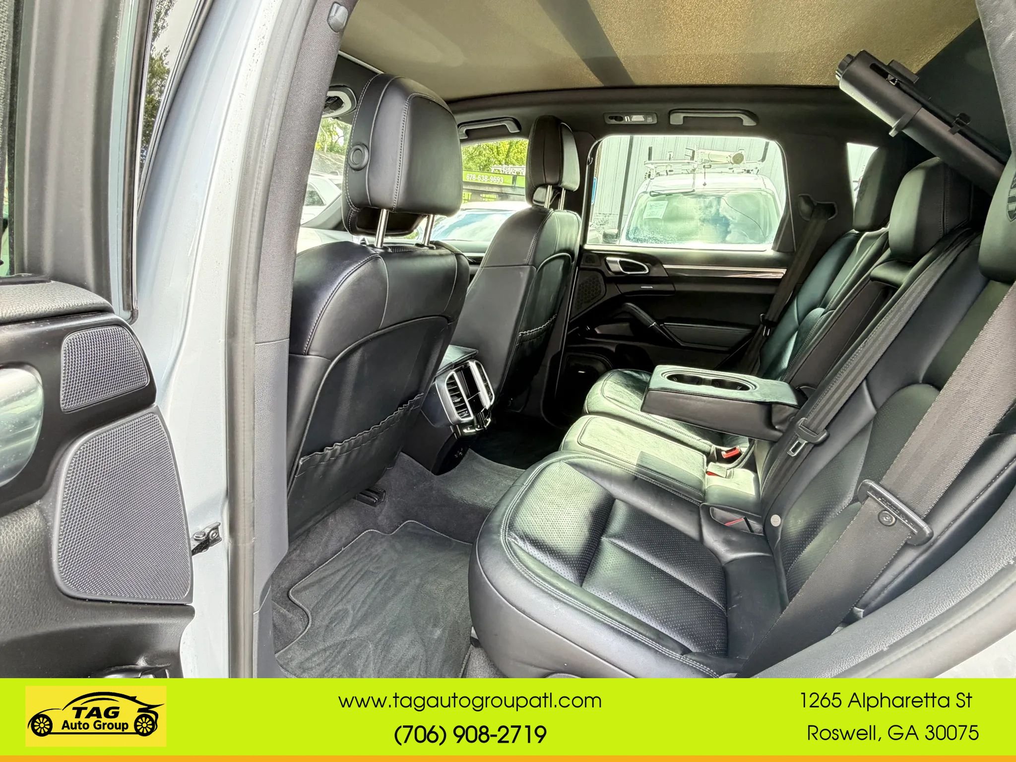 Used 2017 Porsche Cayenne S Platinum AWD/4WD image 9