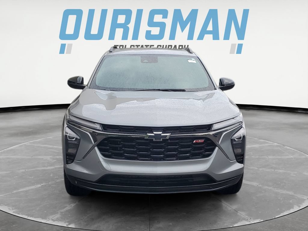 Used 2025 Chevrolet Trax RS w/ Sunroof Package FWD image 8