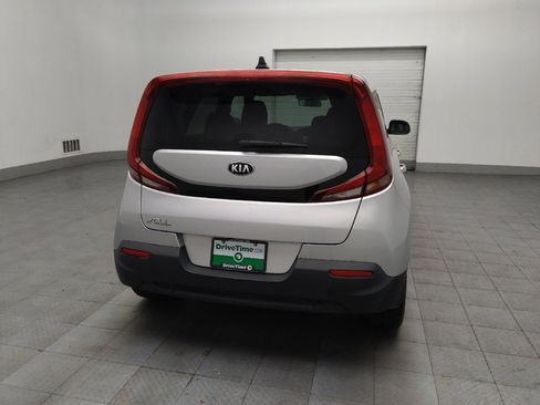 Used 2020 Kia Soul LX image 7