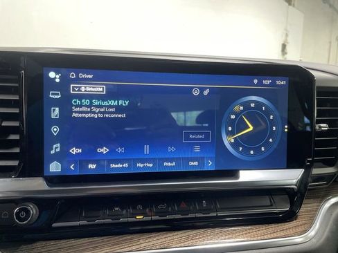 Used 2023 Chevrolet Silverado 1500 LT image 16