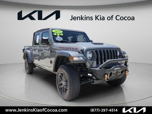 Used 2021 Jeep Gladiator Mojave AWD/4WD image 12
