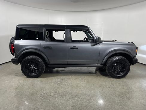 Used 2025 Ford Bronco Big Bend w/ Black Diamond Package AWD/4WD image 2
