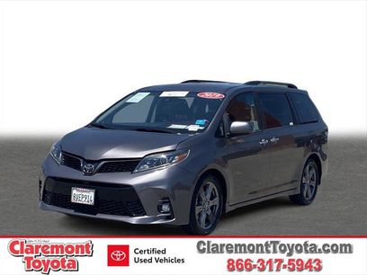 Certified 2019 Toyota Sienna SE