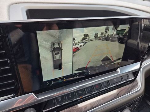 Used 2025 Chevrolet Silverado 2500 LTZ w/ LTZ Premium Package image 37