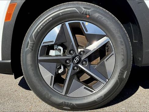 New 2025 Hyundai Tucson SEL image 12