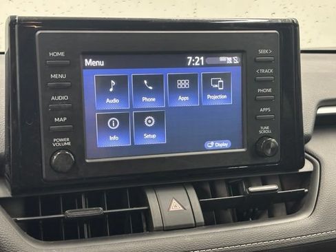 Used 2019 Toyota RAV4 LE w/ Carpet Mat Package FWD image 25