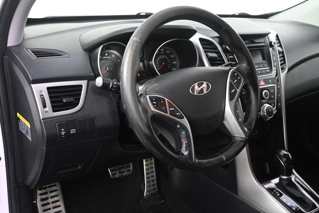 Used 2016 Hyundai Elantra GT w/ Option Group 02 FWD image 12