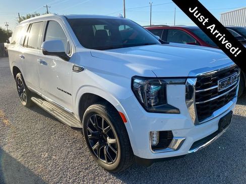 Used 2024 GMC Yukon SLT w/ SLT Premium Package AWD/4WD image 1