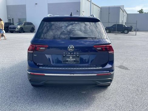 Certified 2022 Volkswagen Tiguan SE FWD image 6