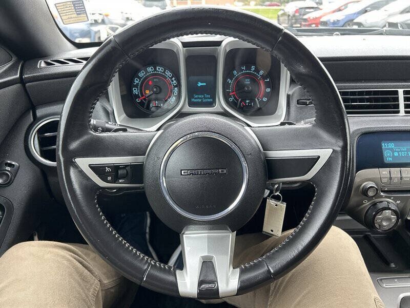 Used 2010 Chevrolet Camaro SS w/ RS Package RWD image 19