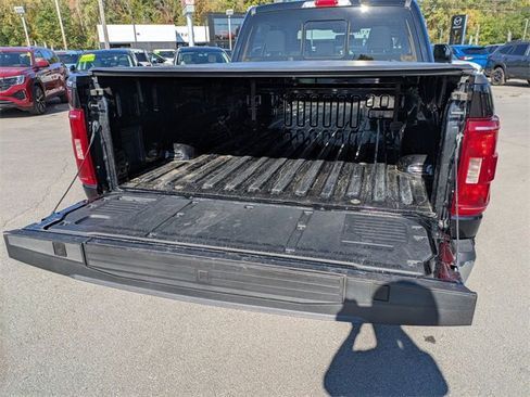 Certified 2022 Ford F150 XLT w/ Equipment Group 302A High image 20