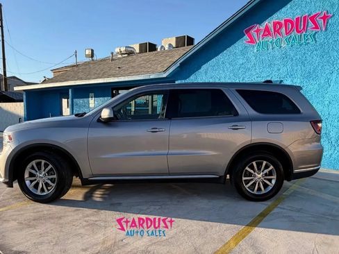 Used 2017 Dodge Durango SXT w/ 3rd Row Seating Group RWD image 3
