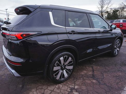 New 2026 Mitsubishi Outlander SEL image 5