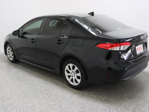 Used 2023 Toyota Corolla LE image 9