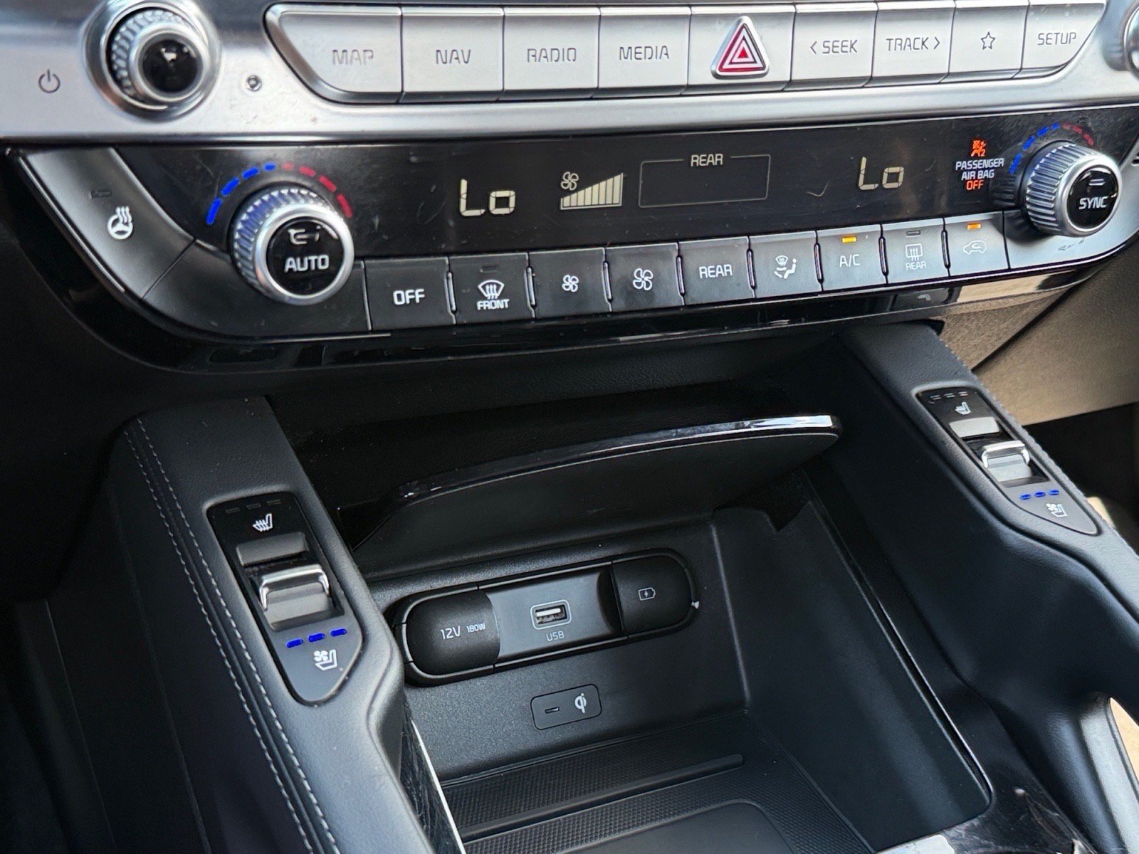 Used 2022 Kia Telluride SX w/ SX Prestige Package AWD/4WD image 27