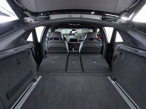 Used 2019 BMW X6 xDrive50i w/ M Sport Package image 41