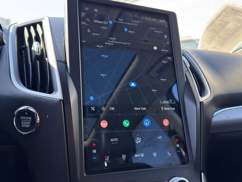 Used 2022 Ford Edge SEL w/ Convenience Package image 24