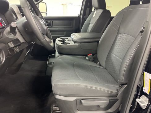 New 2025 RAM 2500 Tradesman image 16