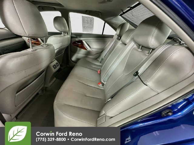 Used 2011 Toyota Camry XLE FWD image 24
