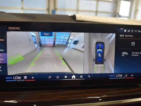 New 2027 BMW X7 xDrive40i w/ Executive Package AWD/4WD image 8