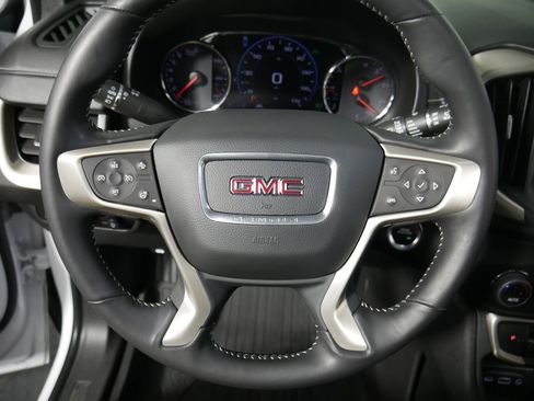 Used 2022 GMC Terrain Denali w/ Denali Premium Package image 13