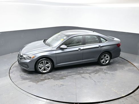 Used 2024 Volkswagen Jetta SE image 46