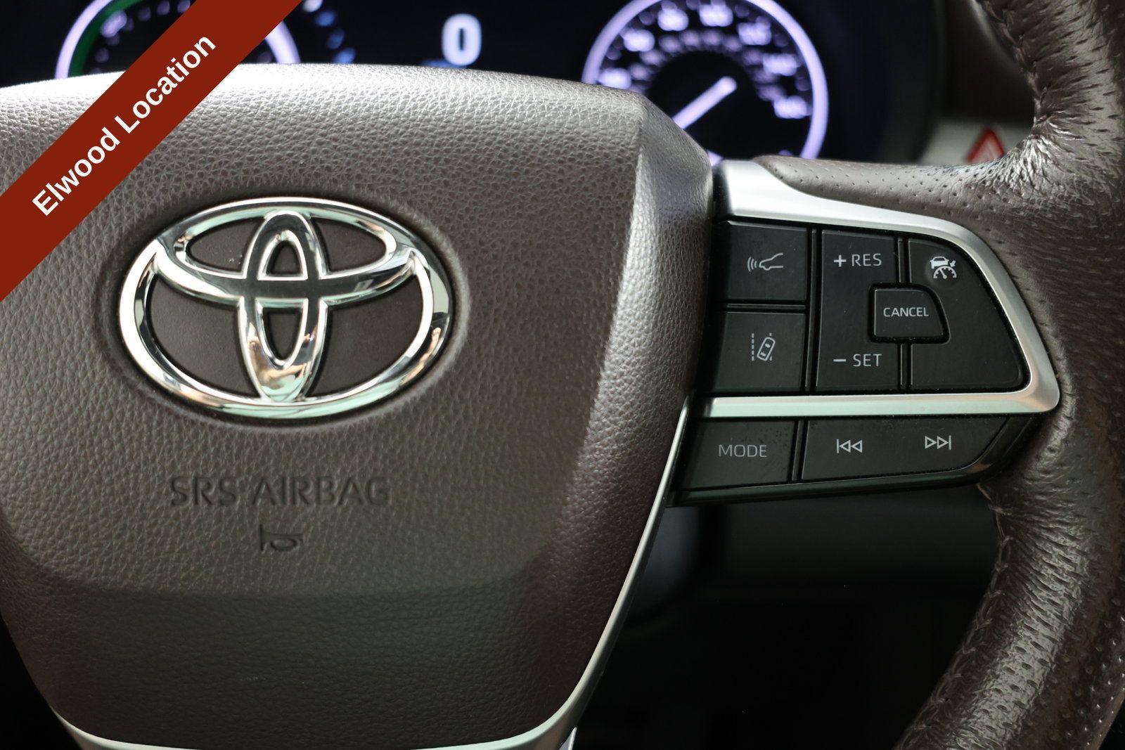 Used 2023 Toyota Sienna Platinum w/ Protection Package (TMS) AWD/4WD image 29