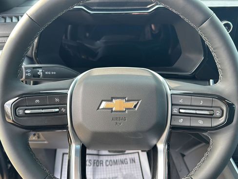 New 2026 Chevrolet Colorado LT w/ LT Convenience Package AWD/4WD image 11
