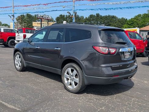 Used 2017 Chevrolet Traverse LT w/ Style and Technology Package AWD/4WD image 6